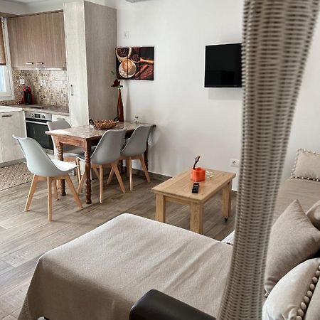 Voula'S Cozy Studio In Ano Mera Mykonos Екстериор снимка