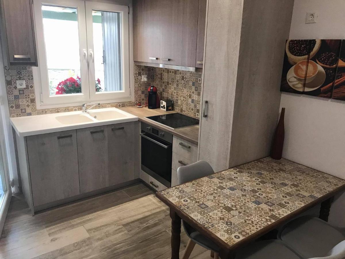 Voula'S Cozy Studio In Ano Mera Mykonos Екстериор снимка